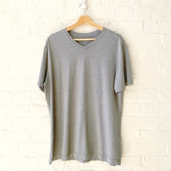 Lululemon || V-Neck Short Sleeve T-shirt Tee Heather Gray L / XL - Picture 1 of 6